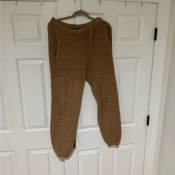 SKIMS Brown Women's Track Set - Picture 10 of 12